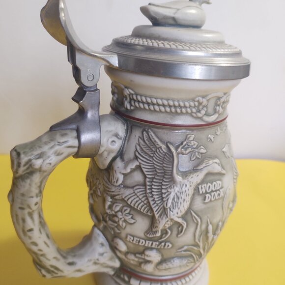 Ducks of the American Wilderness Stein made for Avon by Ceramarte in Brazil 1988 - Picture 4 of 10